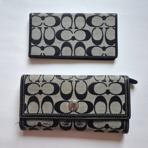 Coach Wallets - Picture 1 of 6